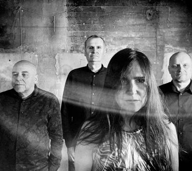 Dunaj & Jana Vébrová (foto Dušan Tománek 2025) Dunaj & Jana Vébrová (foto Dušan Tománek 2025)