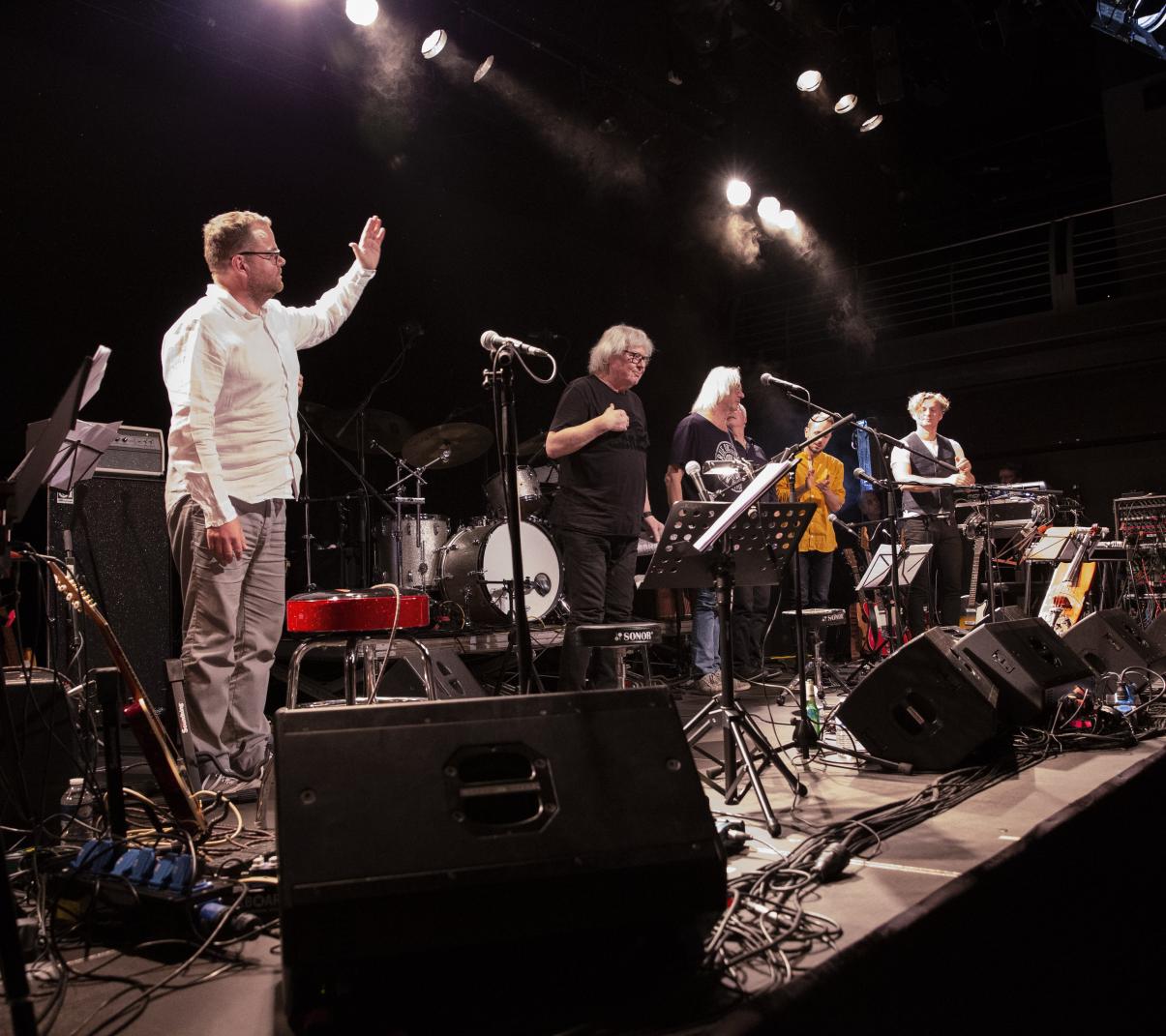 Vladimír Mišík, Blue Shadows etc. (foto Zuzana Bönisch, 2019)